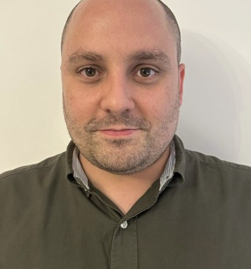 Reform UK Candidate Suspends Campaign, Endorses Conservatives Amid Party Controversy