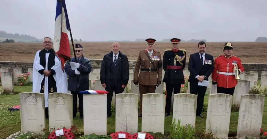 Graves Of Six World War I Soldiers Finally Marked After A Century Graves of Six World War I Soldiers Finally Marked After a Century