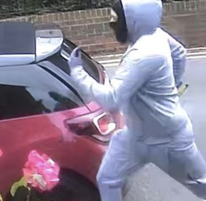 Police are seeking help to identify a suspected car thief in Tonbridge who fled after being challenged by a passer-by