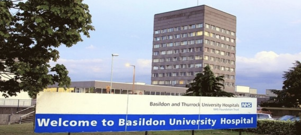 Masked Knifeman on the Loose After Woman Stabbed and Robbed in Hospital Car Park