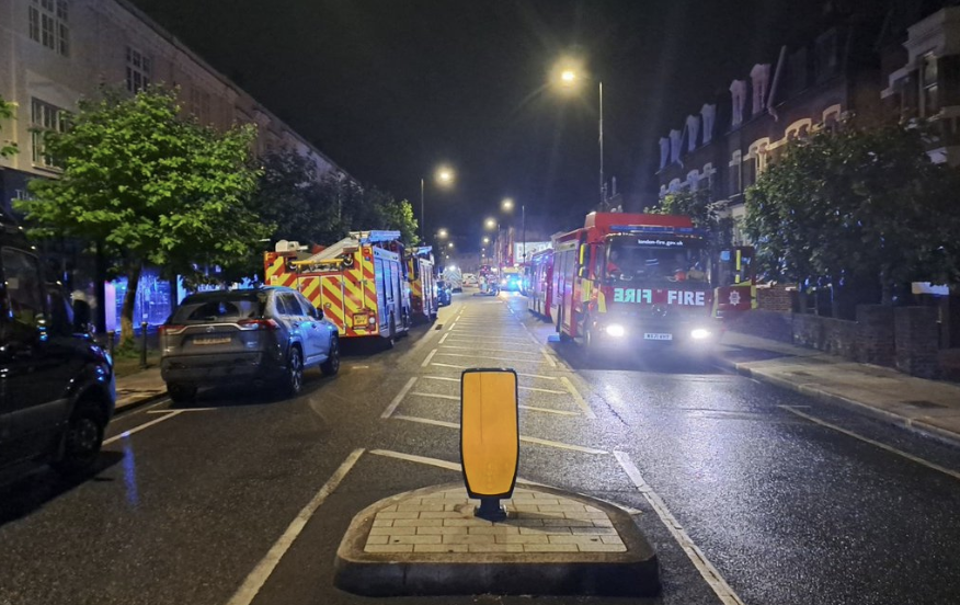 Chemical Incident at Fulham Block of Flats sees one taken to hospital