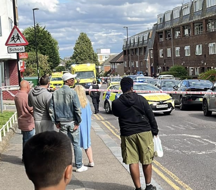 Young Delivery Rider Stabbed and Motorcycle Stolen in Wells Park Road Incident