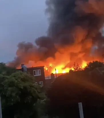 Single99 Major Industrial Fire Rips Through Laundry in Ramsgate Prompting Safety Warnings