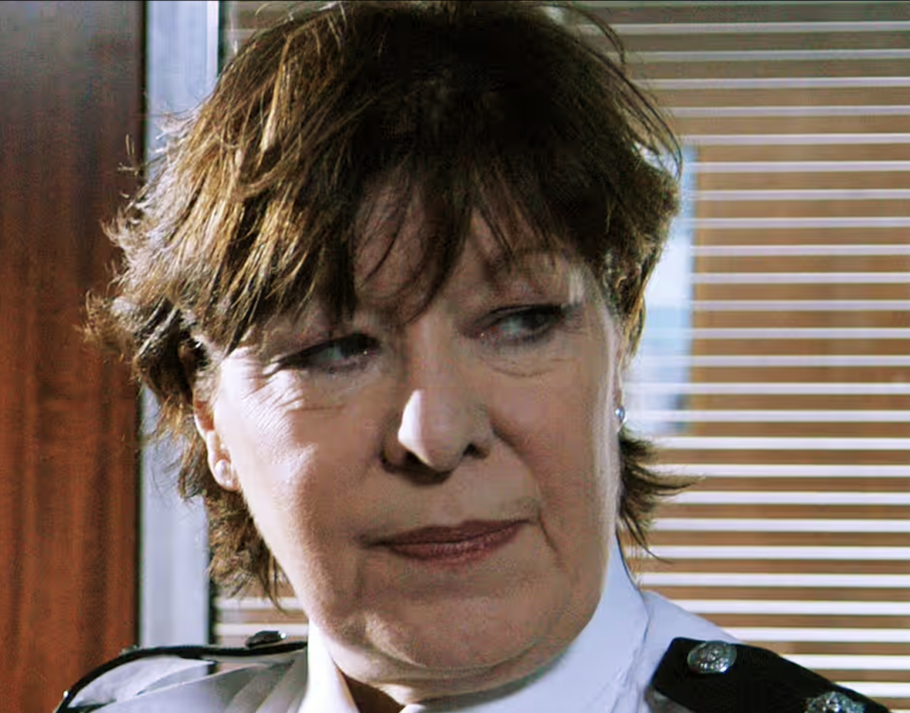 Renowned Actress Roberta Taylor Passes Away at 76, Leaving Behind a Legacy in British Television and Theatre