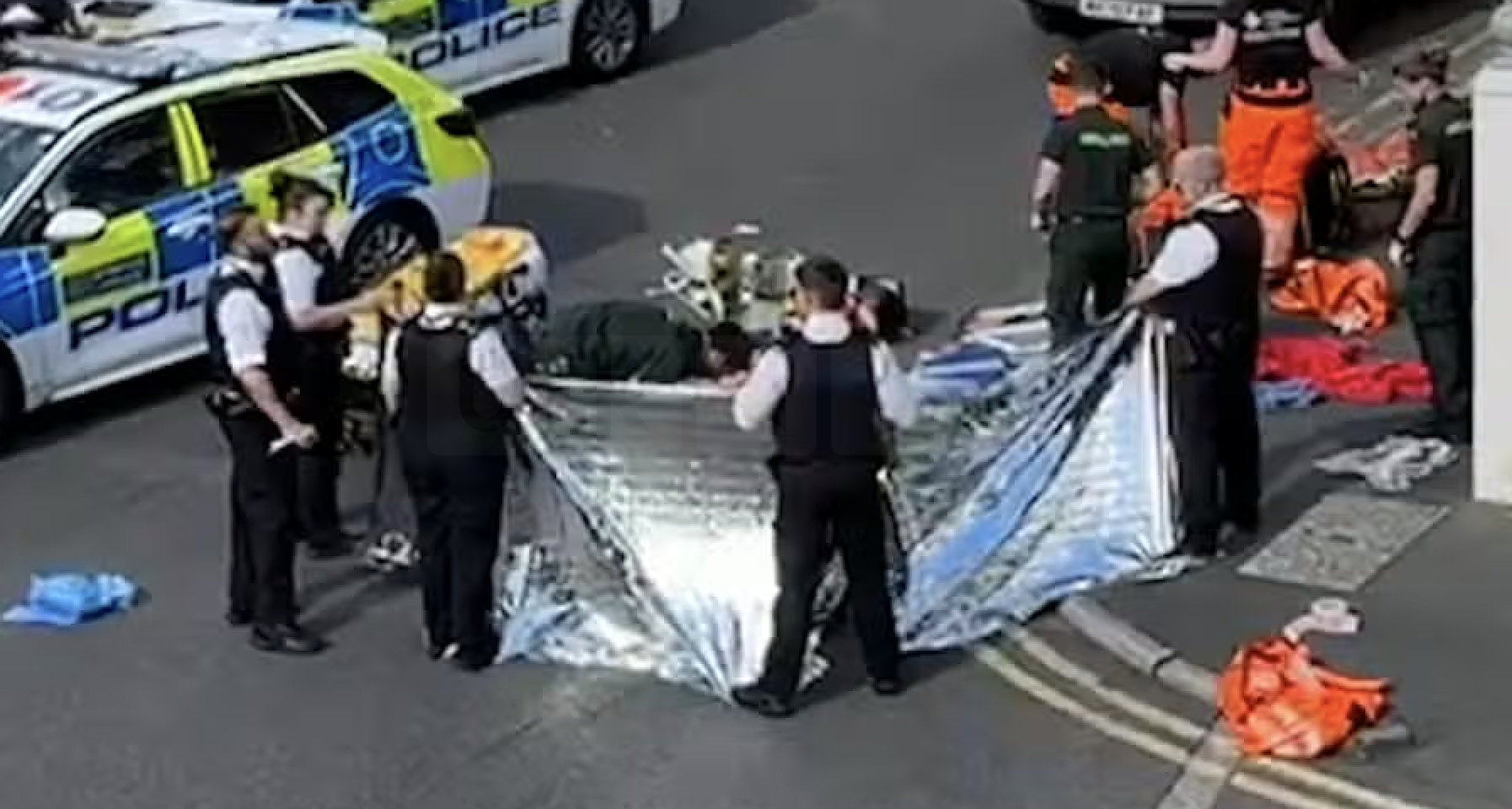 Teenager Fatally Stabbed in Hackney, Murder Investigation Launched