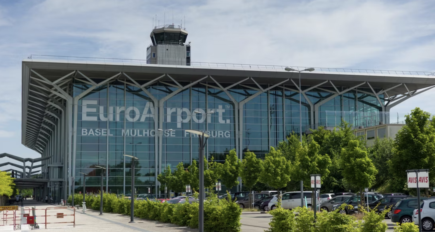 Bomb Alert and Arson Attacks Disrupt French Transport Amid Olympics