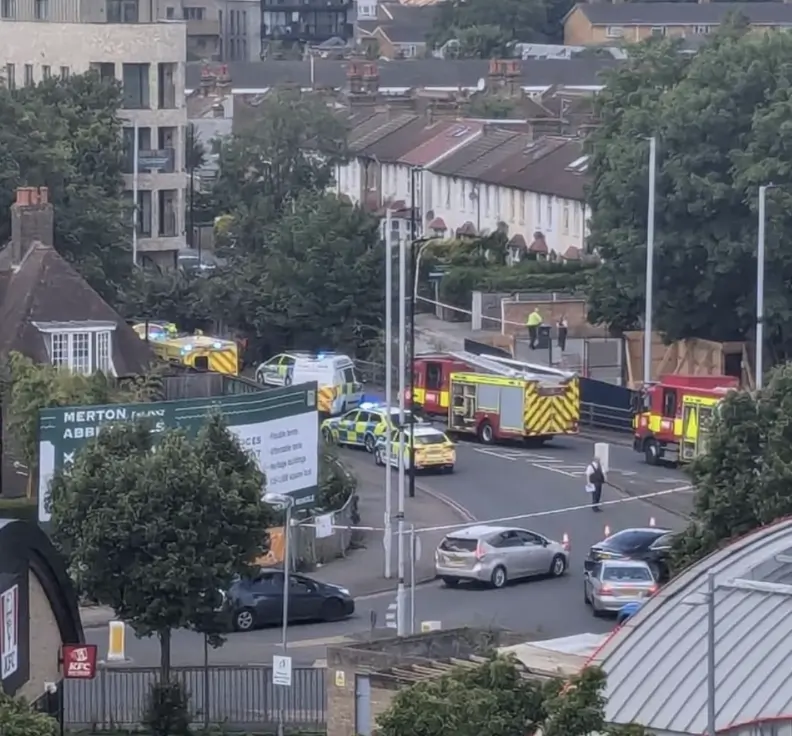 Single99 Fatal Collision in Merton Involves Pedestrians and a Lamp Post