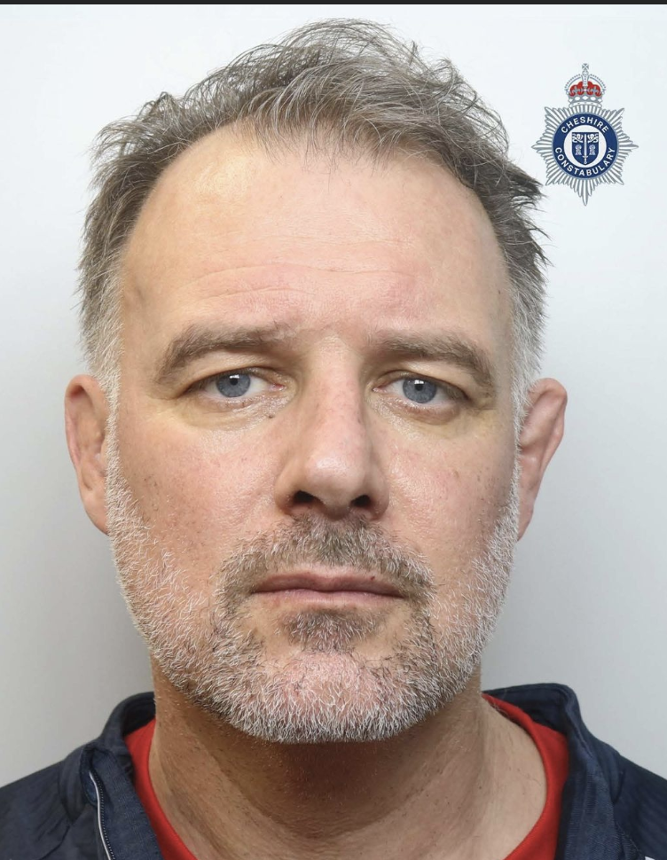 Former Warwickshire Police officer sentenced after assaulting Nantwich woman