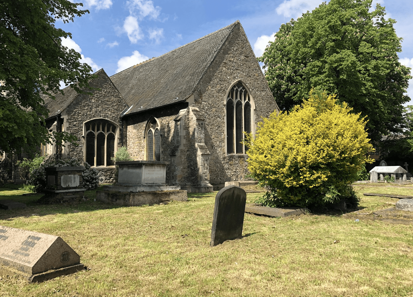 Man Suffering Severe Burns Rushed to Specialist Hospital After Graveyard Fire in North West London
