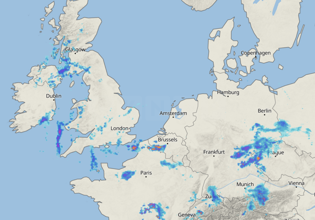 Thunderstorms Set to Hit: Map Shows Areas Most at Risk for Frequent Lightning and Heavy Rain