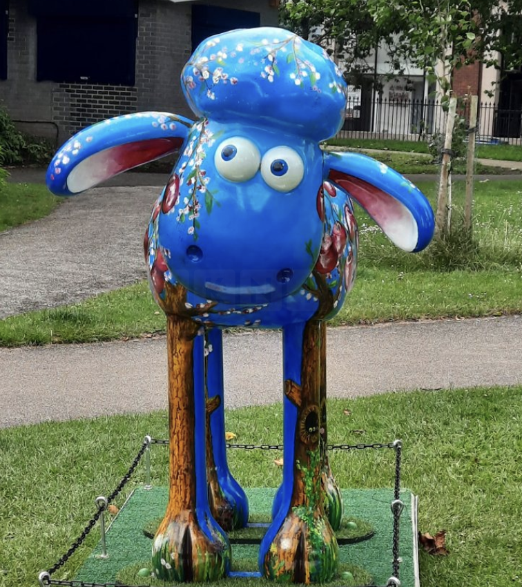 A charity stands to lose around £10,000 after two statues were damaged in Maidstone and officers are seeking help to locate the suspects