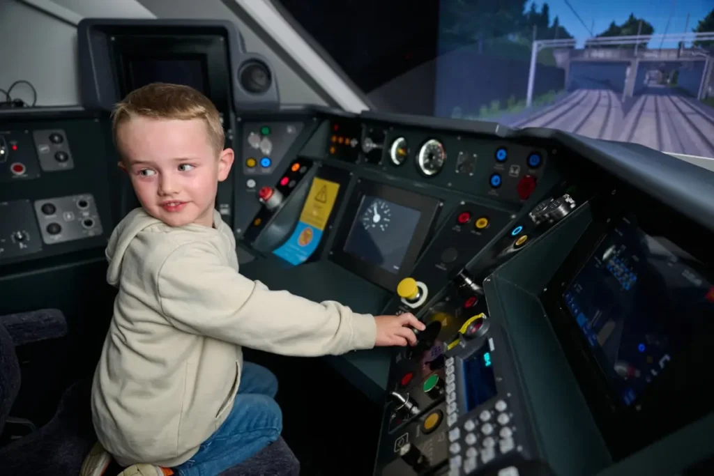 Area Template Five-Year-Old Avanti West Coast Superfan Becomes Rookie Trainee Driver