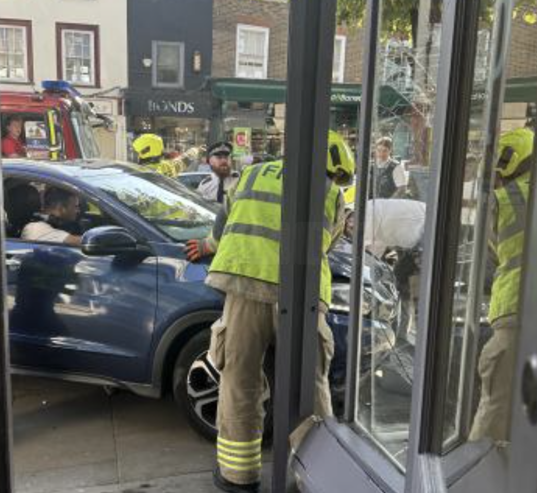 Car Crashes Into Hannah’s Nail Bar in Blackheath Village