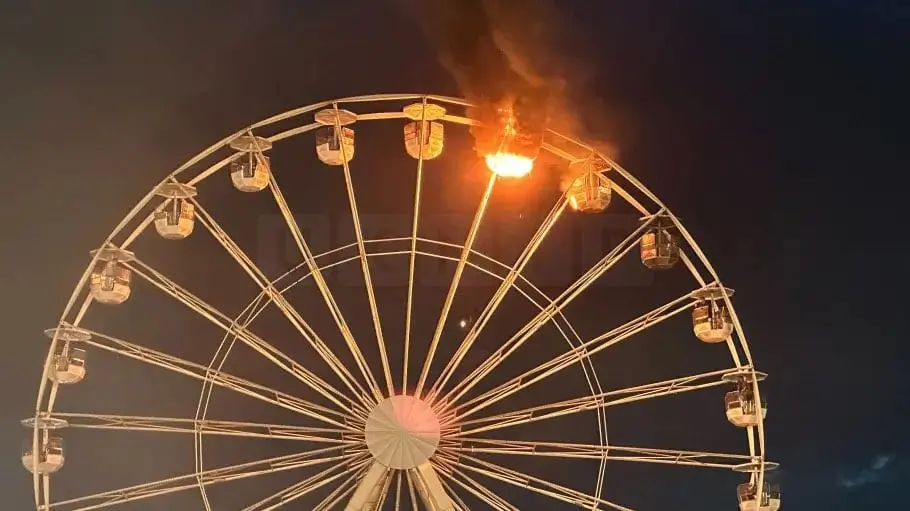Multiple Injuries Following Ferris Wheel Fire at <a class=