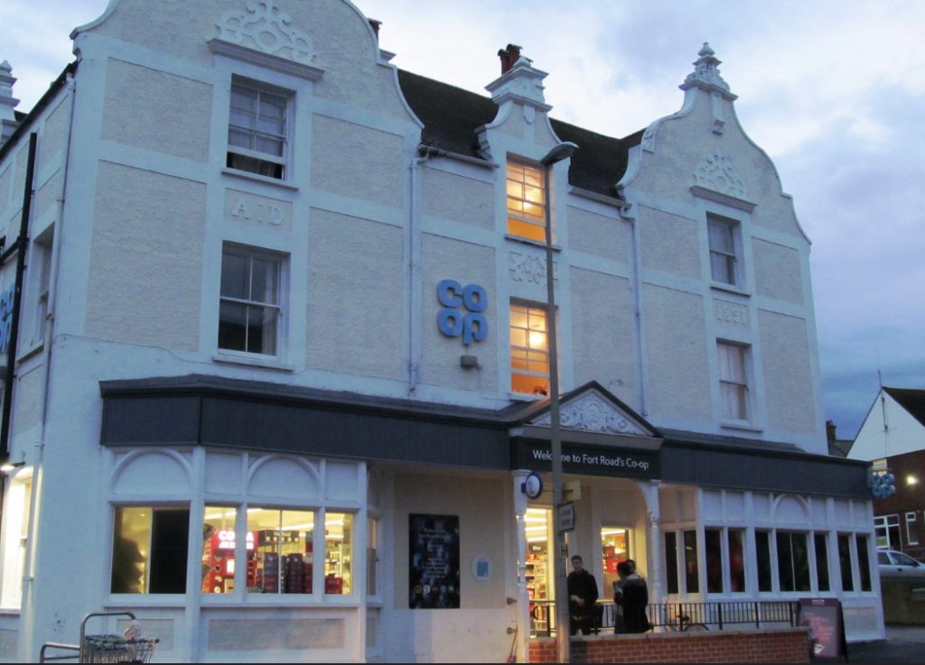 Man Charged with Multiple Thefts from Newhaven Supermarket