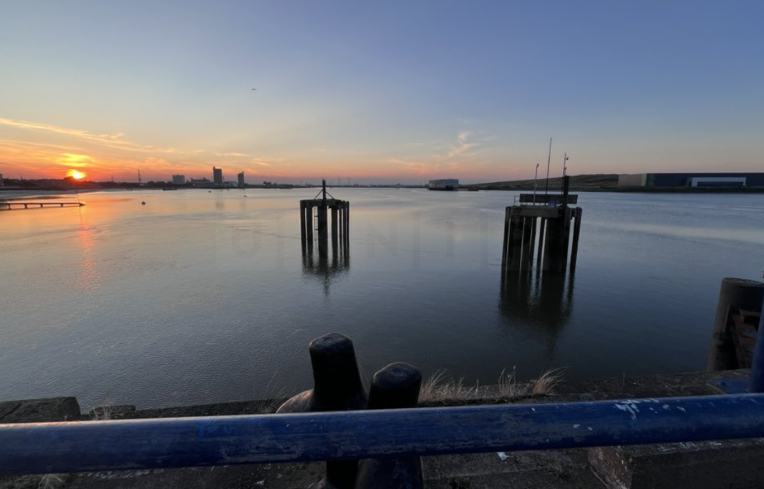 Man Taken to Hospital After Being Rescued from River Thames Near Erith