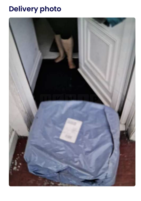 Multiple Complaints Surface as Evri Customers Report Receiving Same Delivery Photo Despite Missing Parcels