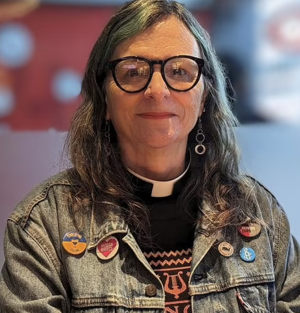 Rioters Attempt to Damage Gravestones at Sunderland Minster During Unrest