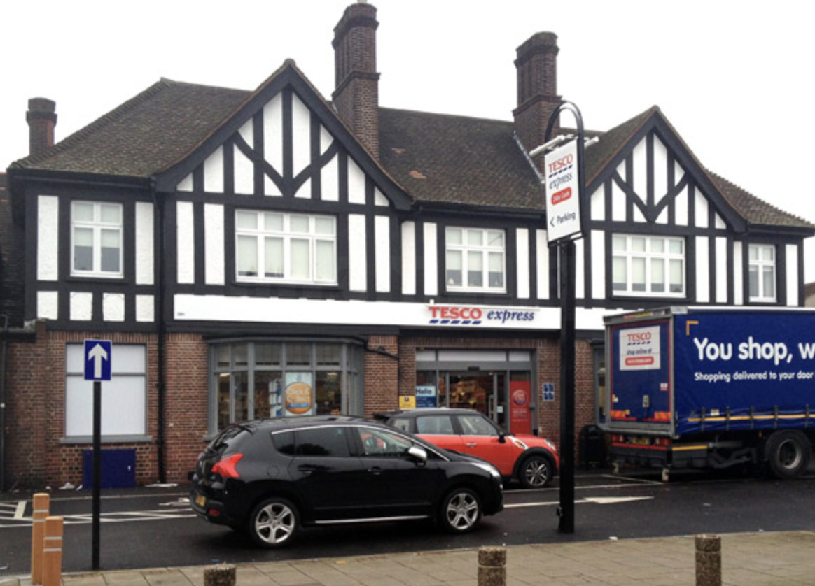 Tesco Worker Injured in ‘Chemical Incident’ in Dagenham