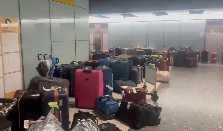 Chaos at Heathrow’s Terminal 5: Thousands of Luggage Abandoned Amid Staff Shortages