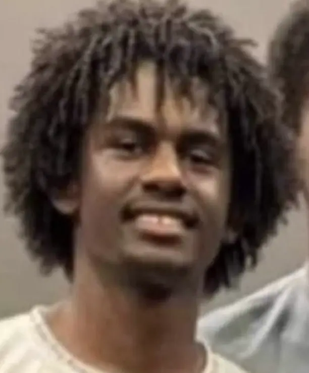 Britain's Riot Carnage Deepens: Police Injured As People Wanting To Be Heard Clash With Muslim Groups Amid Nationwide Unrest Britain’s Riot Carnage Deepens: Police Injured as People wanting to be heard Clash with Muslim Groups Amid Nationwide Unrest