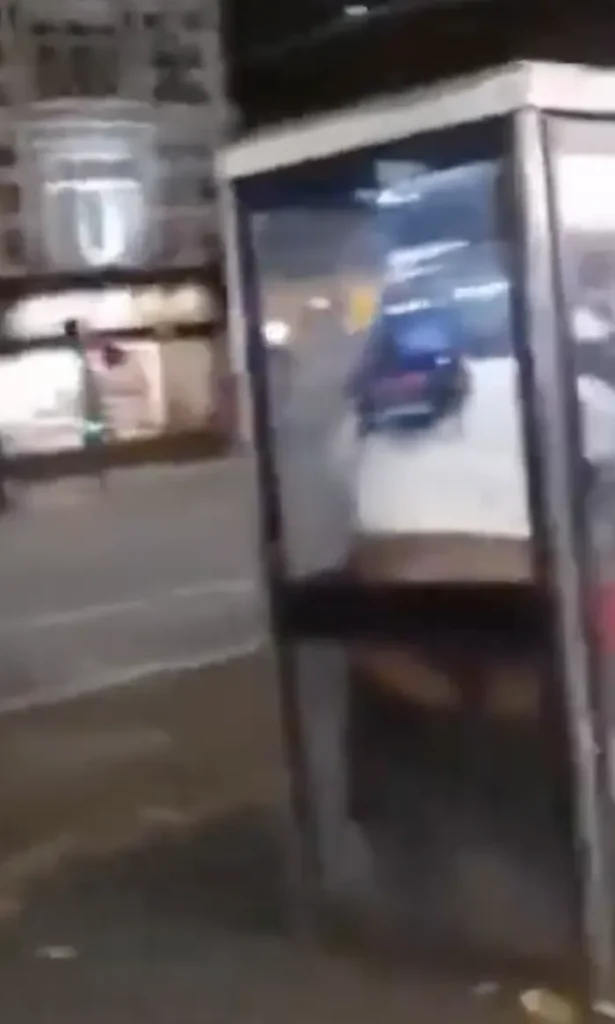 Woman Caught Using Bt Kiosk As Toilet In Stratford Sparks Outrage Woman Caught Using BT Kiosk as Toilet in Stratford Sparks Outrage