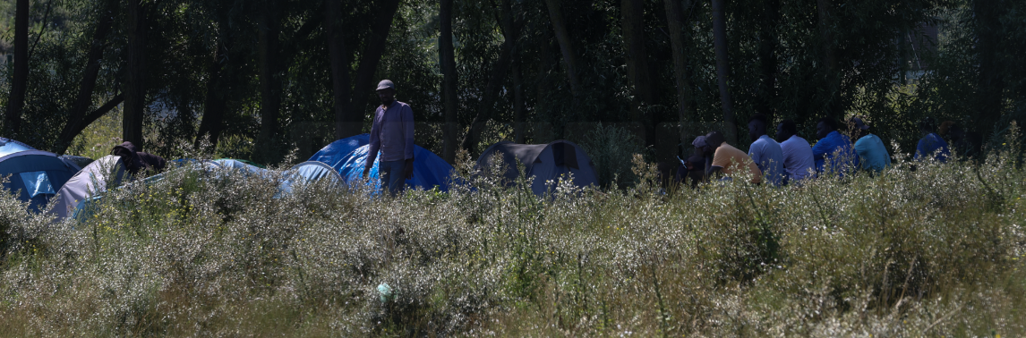Two Migrants Hospitalised After  Double Shooting at Calais Migrant Camp, French Police Launch Manhunt – UKNIP