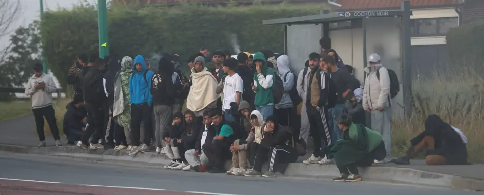 Area Template Major Operation in Gravelines Prevents Over 420 Migrants from Crossing the English Channel after cat and mouse game