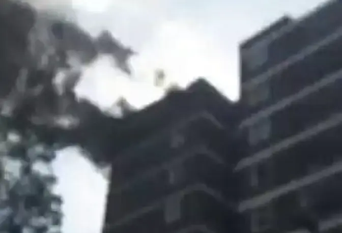 Major Fire Breaks Out at Deepdene Point, South East London: Seventy Firefighters Battle Tower Block Blaze