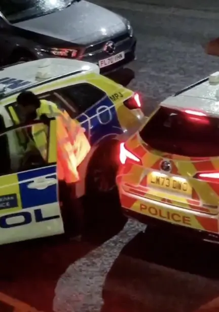 Police Investigate Reports of Shots Fired in Camberwell, South London