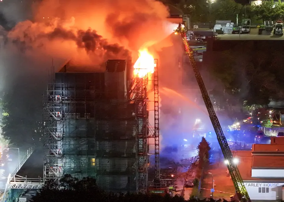 Over 250 Firefighters called to building blaze in Dagenham