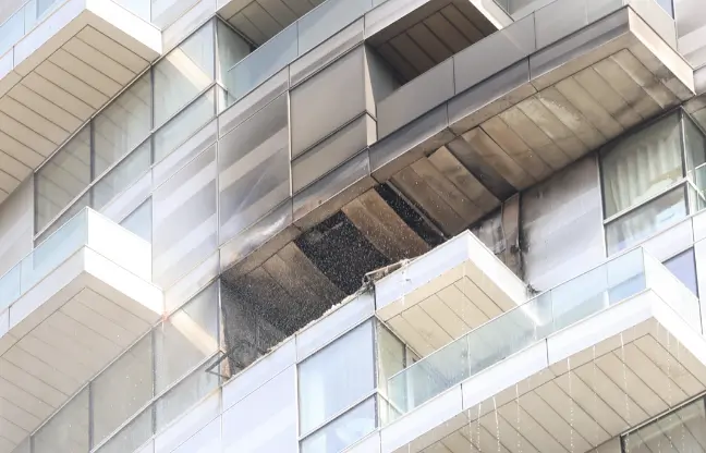 Ten Fire Engines Sent to Tackle High Rise  Blaze on the Isle of Dogs