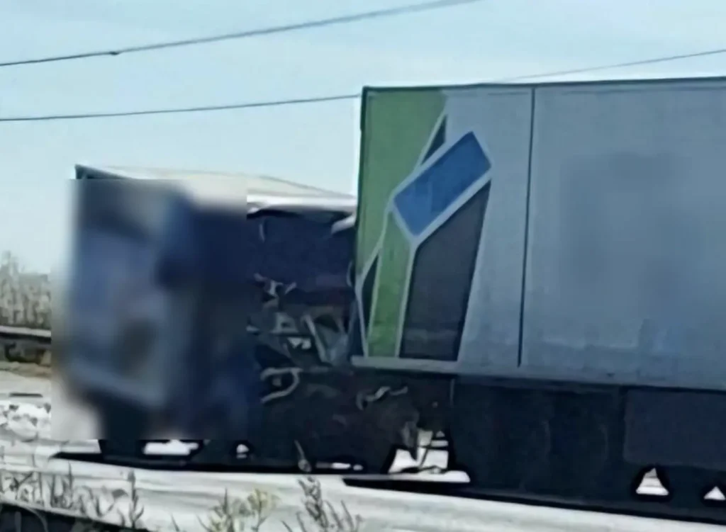 Israeli Attacks In West Bank Leave At Least Ten Palestinians Dead Man Cut from Van After Serious Collision on A13 in Wennington