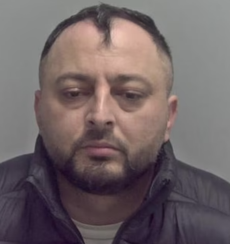 Two Men Jailed for £50,000 ‘Lost Tourist’ Distraction Thefts