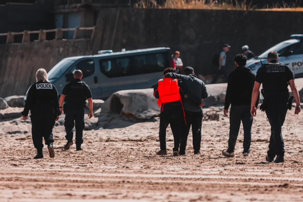 Nearly 500 Migrants Cross Channel in Small Boats on Saturday, Home Office Confirms