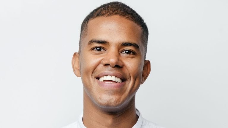 Met Police Release Images of 16 Witnesses in Notting Hill Carnival Murder Investigation