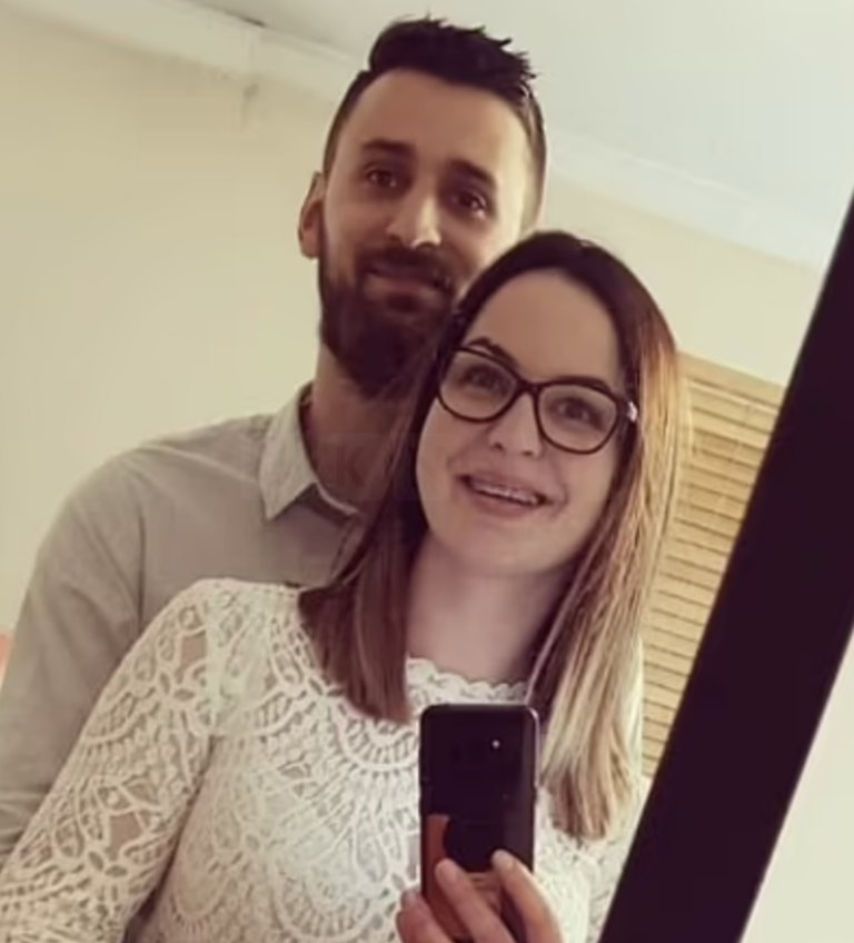 Mother Faces ‘Unspeakable Tragedy’ After Her Three Young Boys and Husband Found Dead in ‘Triple-Murder-Suicide’