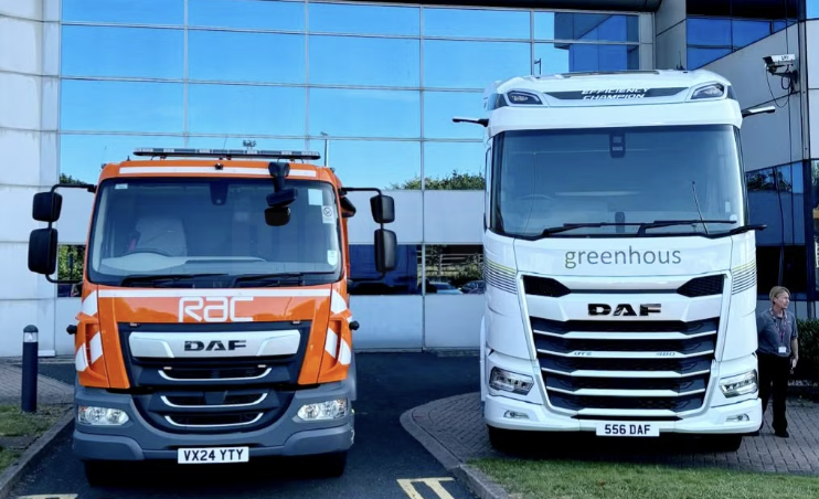 RAC Celebrates Over 30 Years of Partnership with DAFaid, Marking 50 Years of Roadside Assistance