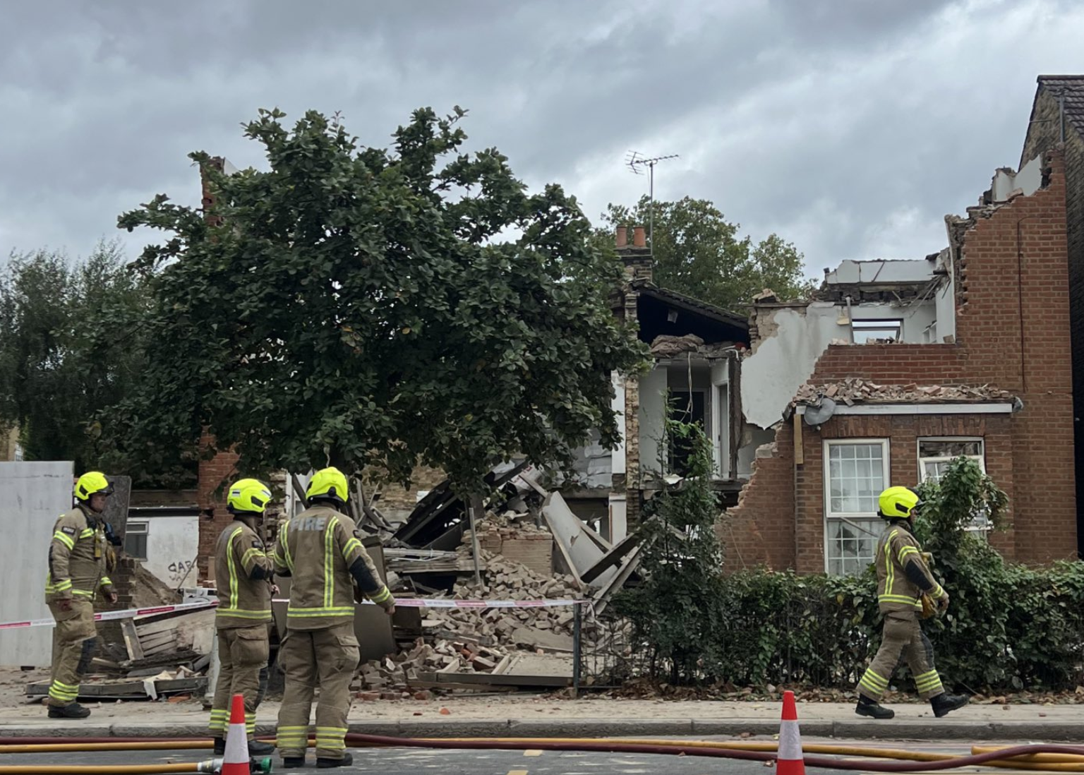 Two Houses in Richmond Collapse Amid Possible Gas Leak Probe