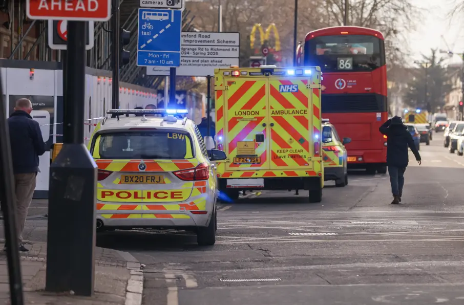 Emergency Services Respond After Mercedes Crashes Into Wall On Green Street Emergency Services Respond After Mercedes Crashes Into Wall on Green Street