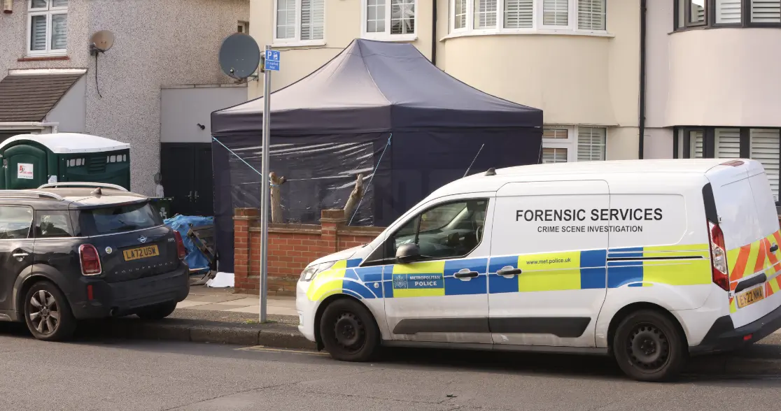Forensic Teams Search Drains At Welling Property As Murder Investigation Intensifies Forensic Teams Search Drains at Welling Property as Murder Investigation Intensifies