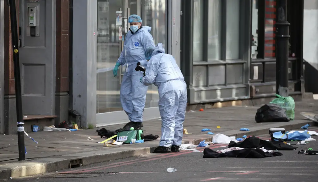 Man In Critical Condition After Stabbing In Old Street – Four Arrested For Attempted Murder Man in Critical Condition After Stabbing in Old Street – Four Arrested for Attempted Murder