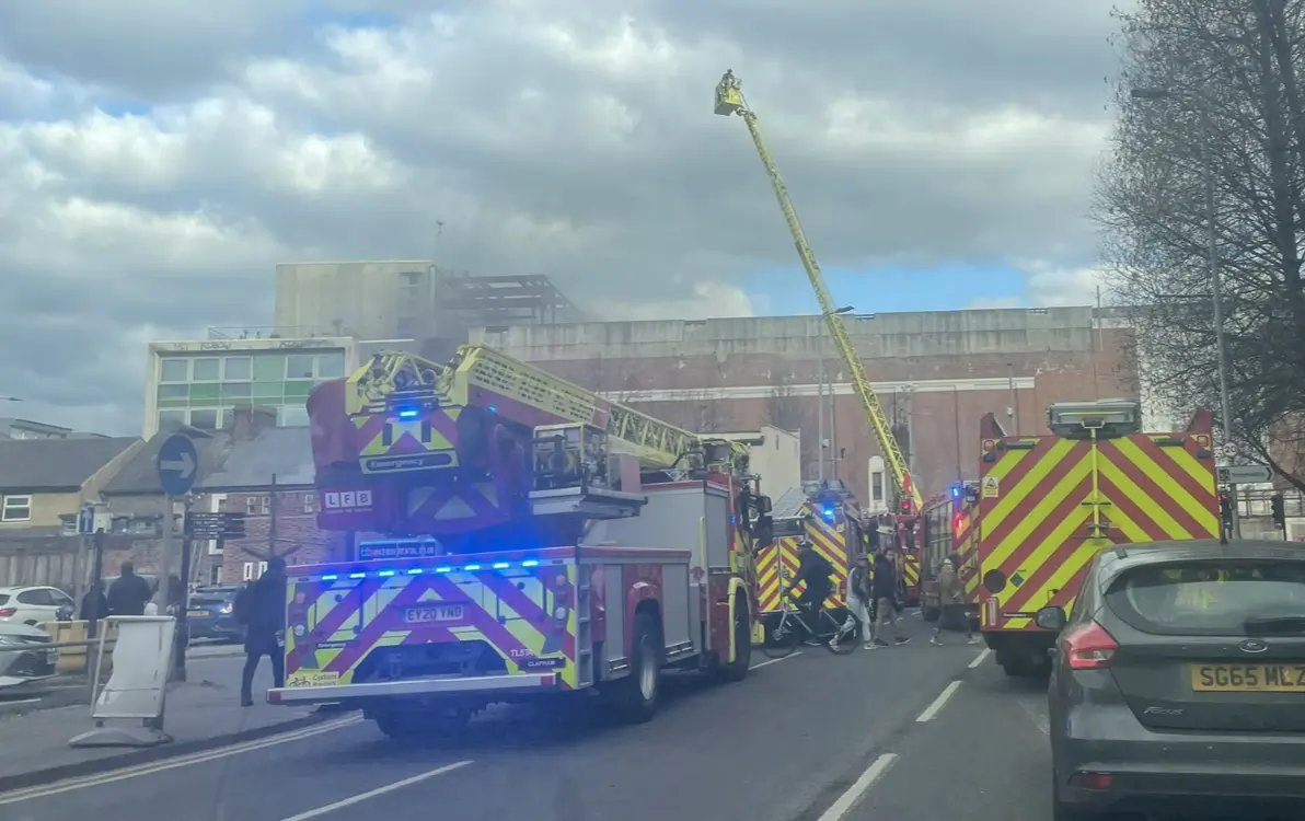 Kingston Fire: 150 Firefighters Battle Major Blaze In South London Town Centre Kingston Fire: 150 Firefighters Battle Major Blaze in South London Town Centre