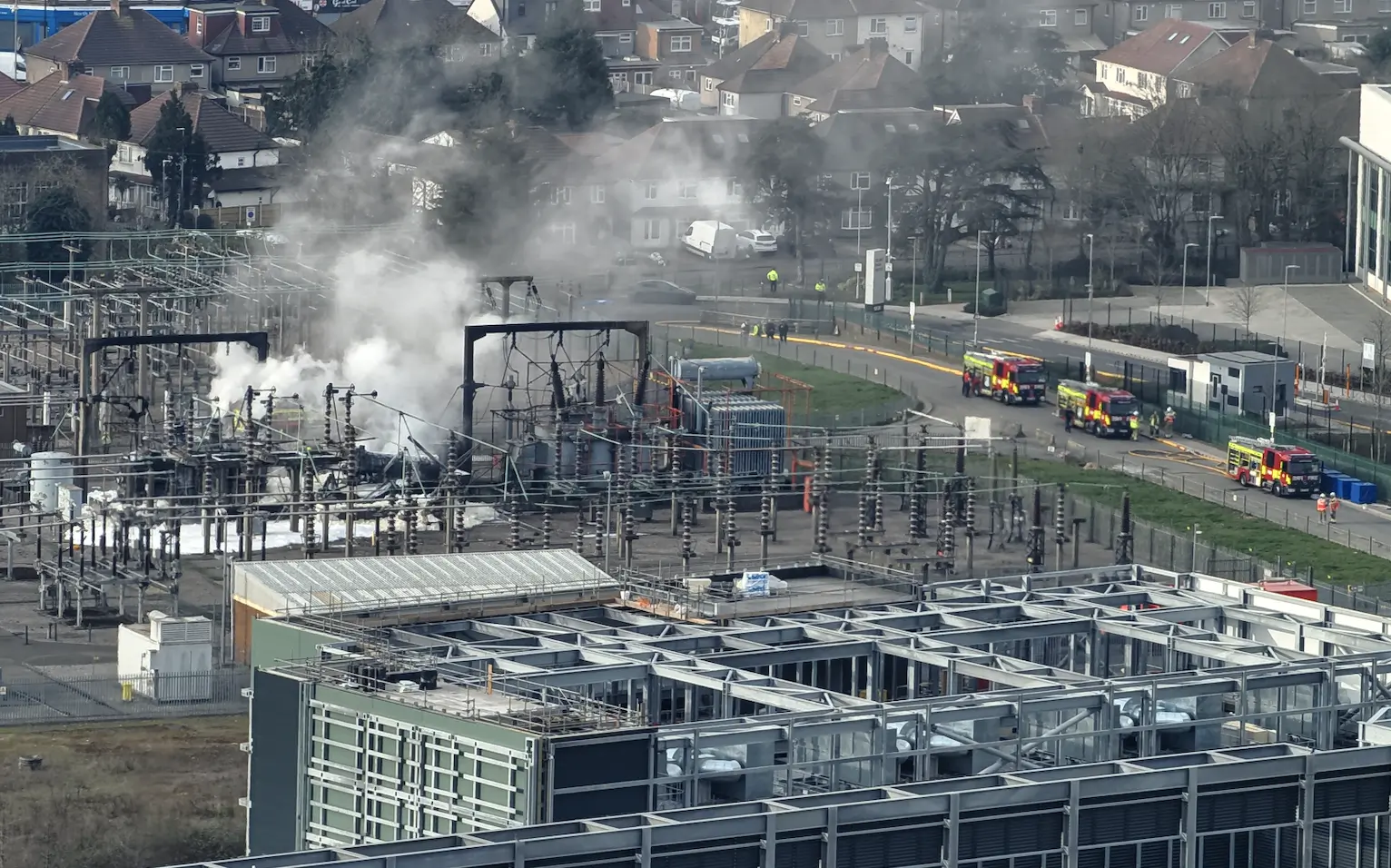 Heathrow Airport CLOSED Following Major Power Outage Caused by Substation Fire