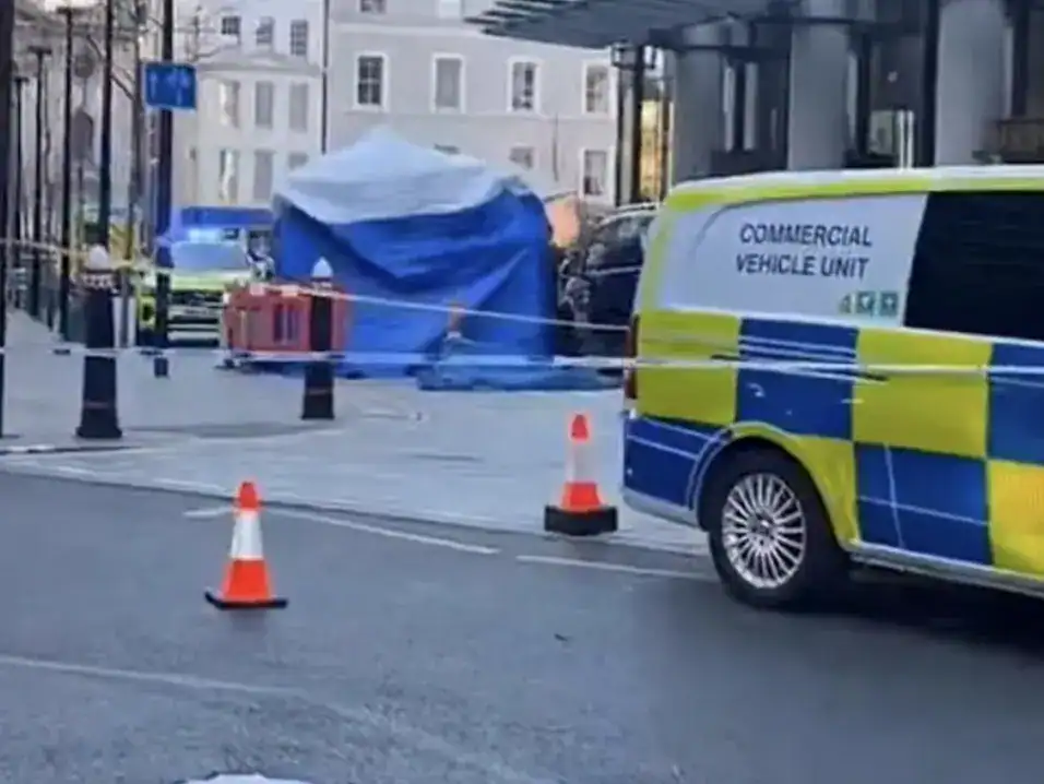 Person Falls from Sushi Samba Building in Liverpool Street – Investigation Underway