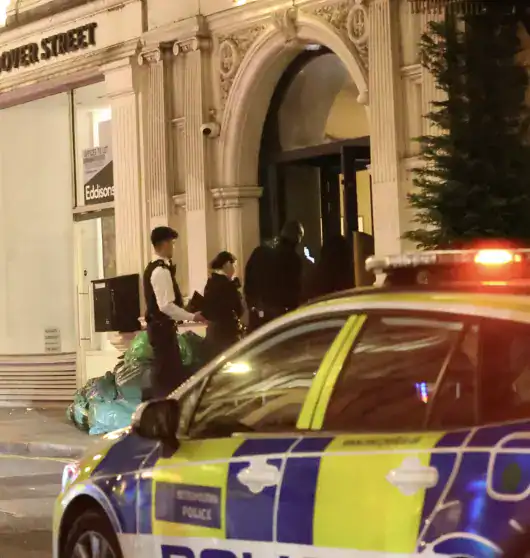 Armed Police arrest  Four Men Armed with Machetes Attempting to Storm Tabu Club in Mayfair