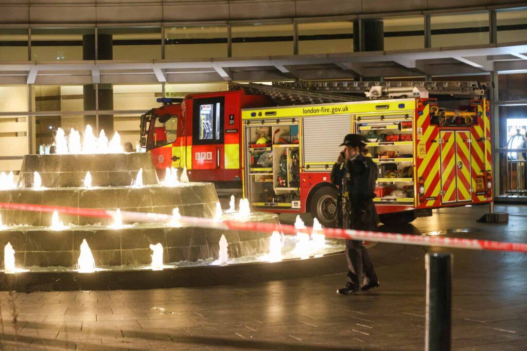 Fire at Pan Peninsula Tower in London on the  6th Floor – UKNIP