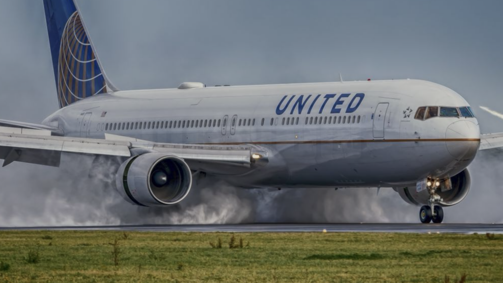 Emergency Declared on United Airlines Flight at Heathrow Airport