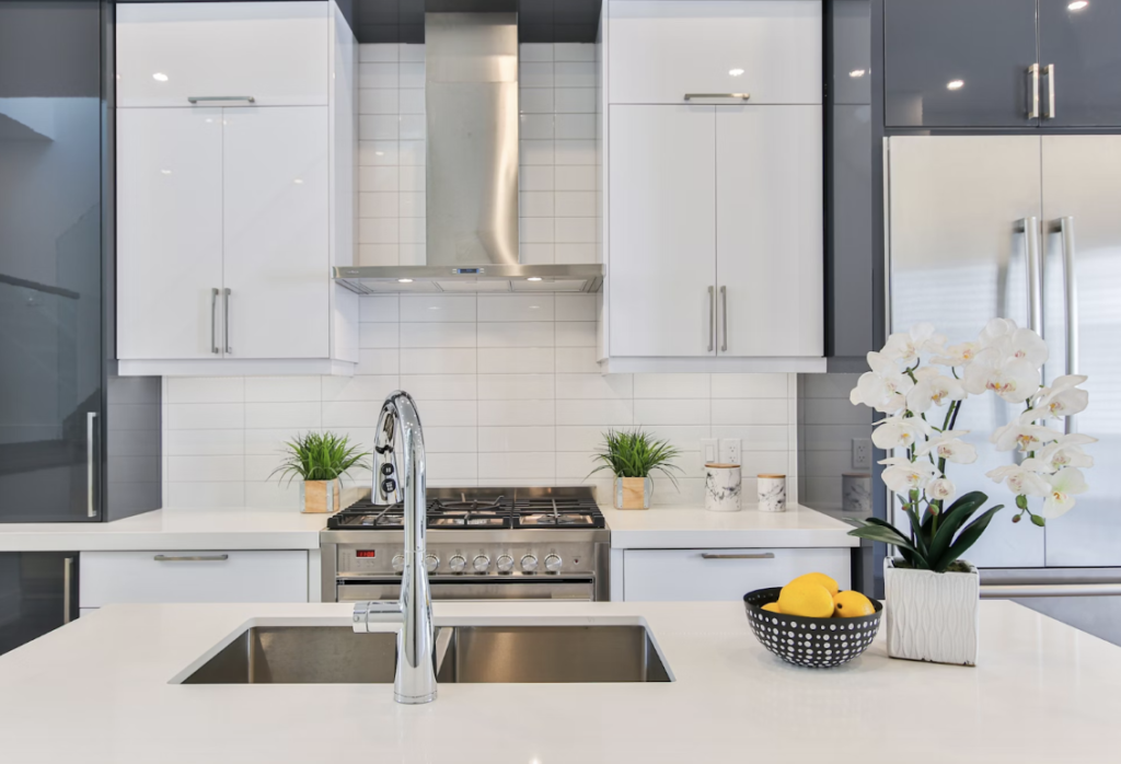 Is the Modern Design Style Still Relevant for Kitchen Renovations in 2025?