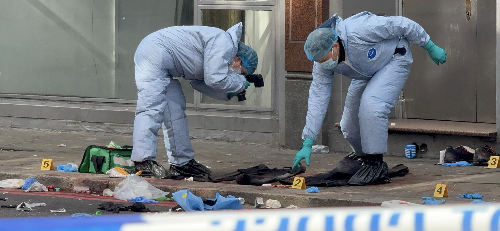 Man in Critical Condition After Stabbing in Old Street – Four Arrested for Attempted Murder
